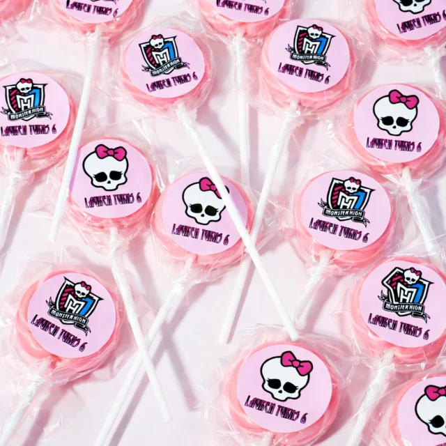 Monster High magic, but make it sweet 💀🎀🍭