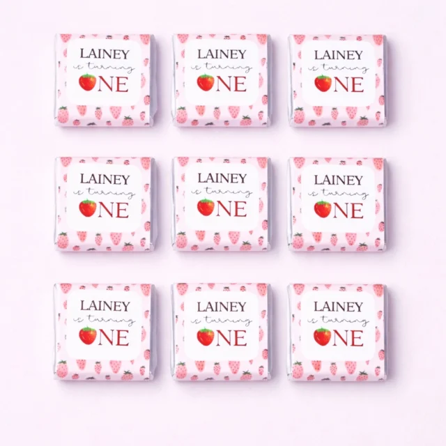 🍓 Strawberry themed Choco Minis are perfect for 1st birthdays, kids parties & themed celebrations — a delicious little treat your guests will love 🎀✨

🍫 Personalised mini chocolate favours
🎀 Custom wrappers included
📦 Australia-wide shipping

Shop now:
www.flossty.com.au

#chocomini #personalisedchocolates #personalisedpartyfavours #birthdaypartyfavours #1stbirthday #firstbirthdayparty #strawberryparty #berryfirstbirthday #kidsbirthdayparty #custompartyfavours #partyfavoursaustralia #themedpartyfavours #birthdayideas #birthdayinspo #customwrappers #partytreats #smallbusinessaustralia #chocolatefavours #flosstytreats