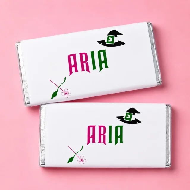 ✨ Witchy vibes and chocolate treats 🧙‍♀️🍫
Our personalised chocolate bars are the perfect sweet touch for magical birthday parties 💕✨

Custom wrappers designed to match your party theme and personalised with your child’s name for the cutest party favours ever 🎉

🎀 Personalised chocolate bar wrappers
🍬 Perfect for birthday party favours
📦 Australia-wide shipping
💖 Custom party favours made to order

Shop now:
www.flossty.com.au

#personalisedchocolatebars #chocolatebarfavours #personalisedpartyfavours #kidsbirthdayparty #birthdaypartyfavours #customchocolatebars #themedpartyfavours #partyfavoursaustralia #custompartyfavours #birthdaychocolates #flosstytreats